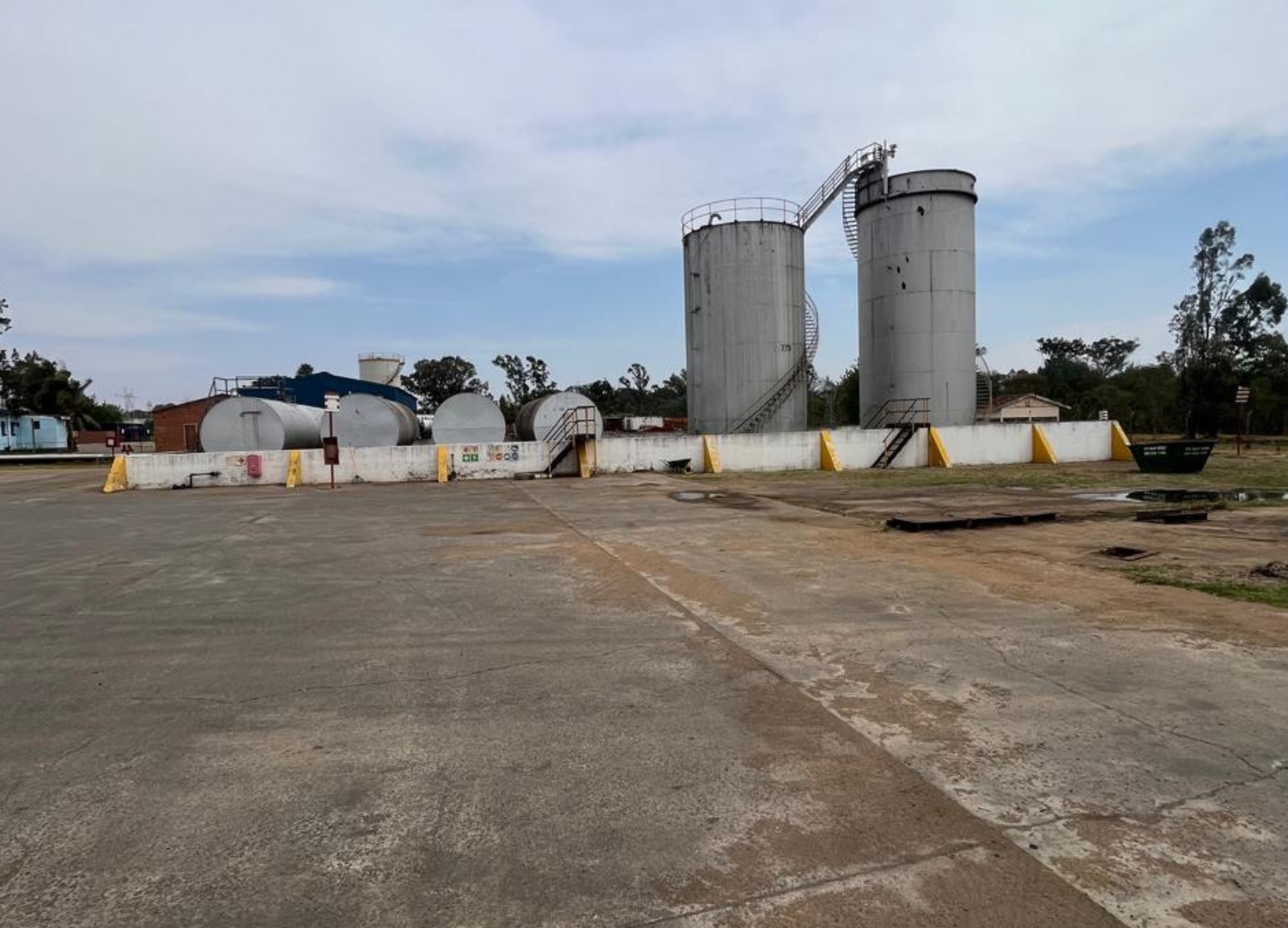 Diesel Storage Tanks Far